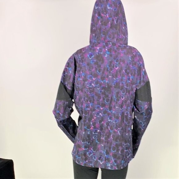 Champion Hooded Rain Jacket - Picture 5 of 7